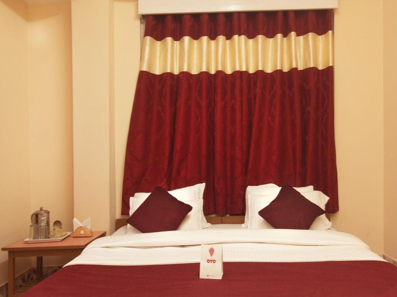 Oyo 13521 Sudhriti Hotel Siliguri Exterior photo